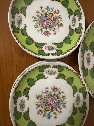 Set piatti vintage - 9,